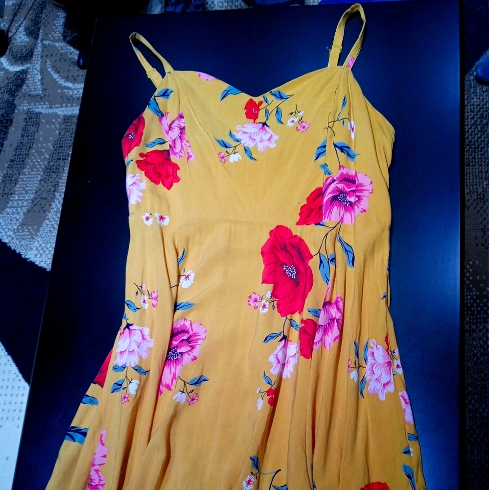 Yellow Floral Old Navy Dress Size Large